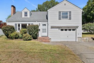 286 Broad St, Weymouth, MA 02188