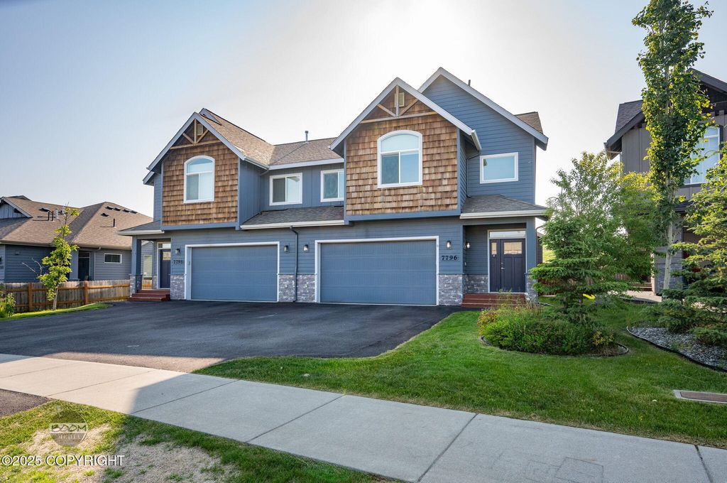 7796 Gate Creek Drive, Anchorage, AK 99502