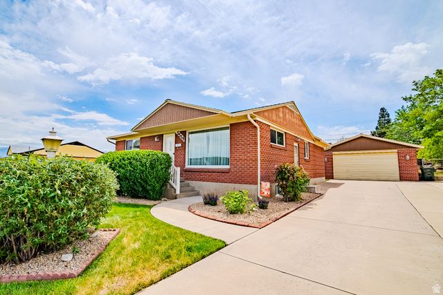 5519 W PAULETTE AVE, West Valley City, UT 84120