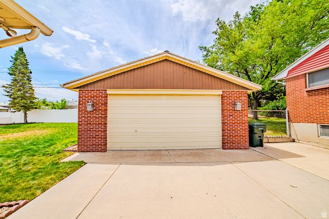 5519 W PAULETTE AVE, West Valley City, UT 84120