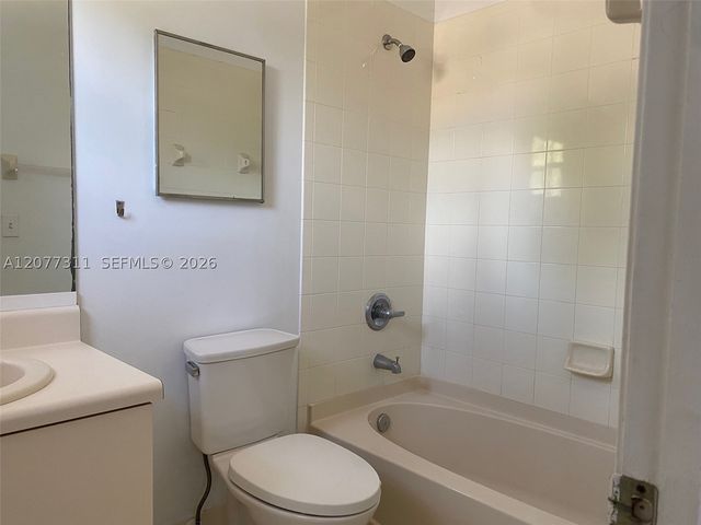 4218 Vineyard Cir 4218, Weston, FL 33332