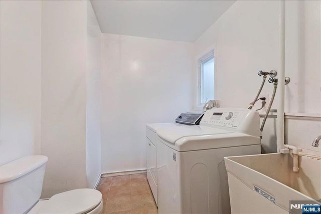 9 Arthur Terrace, Livingston, NJ 07039