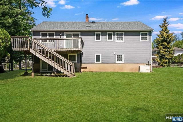 9 Arthur Terrace, Livingston, NJ 07039