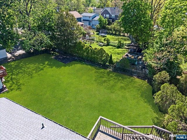 9 Arthur Terrace, Livingston, NJ 07039