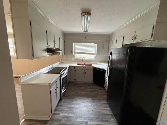 3205 Lewisburg Drive NW, Huntsville, AL 35810