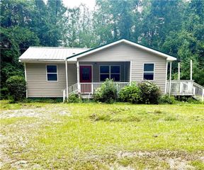 2499 Bay Forest Drive, Eastover, NC 28312