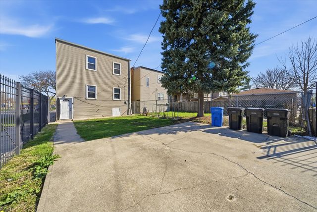 4957 W Superior Street 2, Chicago, IL 60644