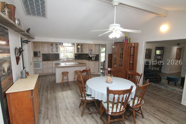 20 Grande Oaks Dr, Bluffton, SC 29910