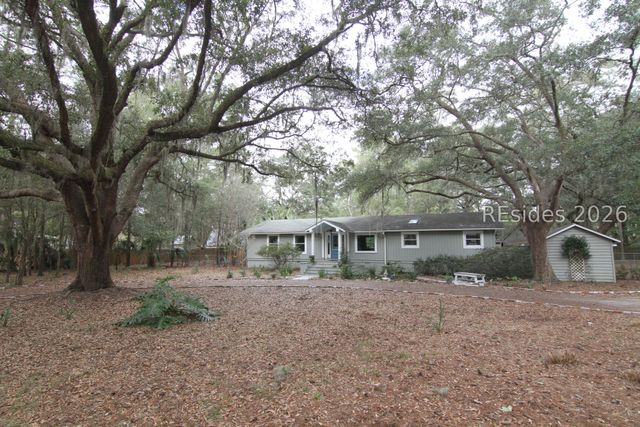 20 Grande Oaks Dr, Bluffton, SC 29910
