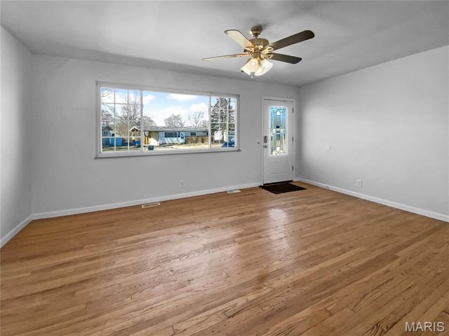 2190 Love Lane, Florissant, MO 63031