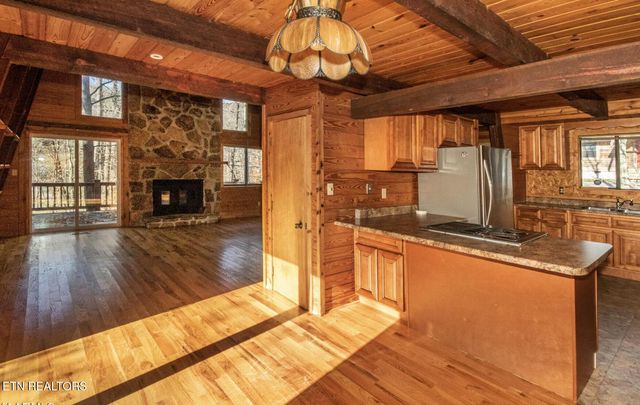 10832 Carmichael Rd, Knoxville, TN 37932