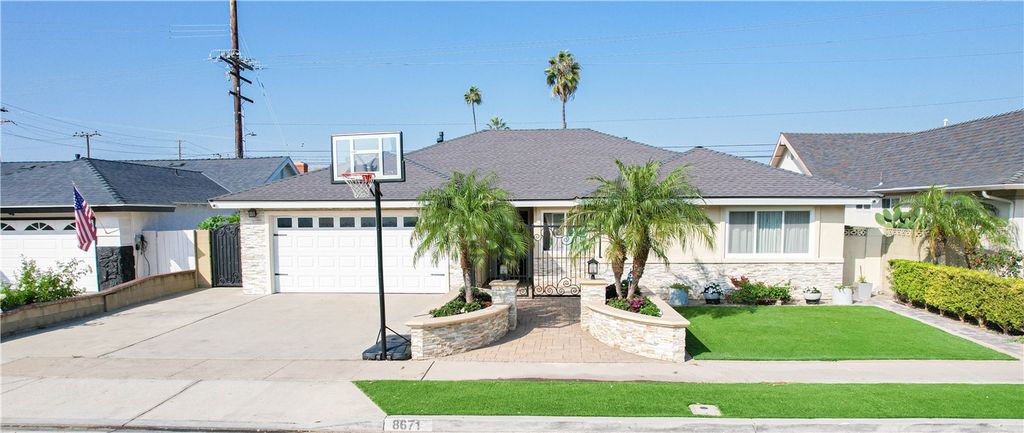 8671 Bermuda Avenue, Westminster, CA 92683