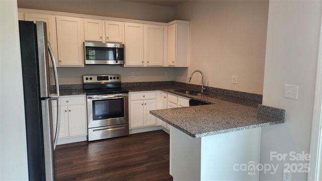 14727 Choate Circle, Charlotte, NC 28273