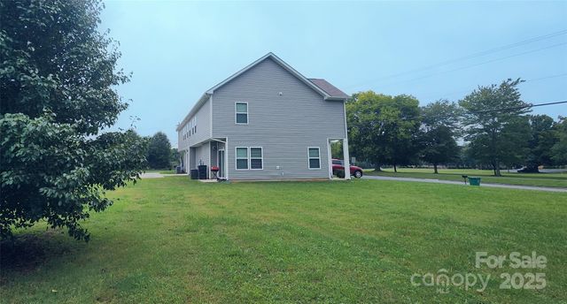 14727 Choate Circle, Charlotte, NC 28273
