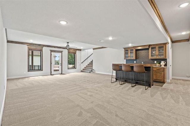 105 NW Ambersham Drive, Lee's Summit, MO 64081