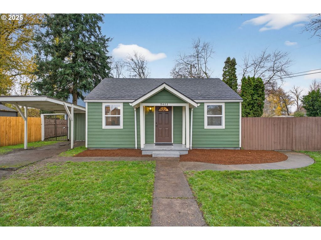 9403 Ne GERTZ Ct, Portland, OR 97211