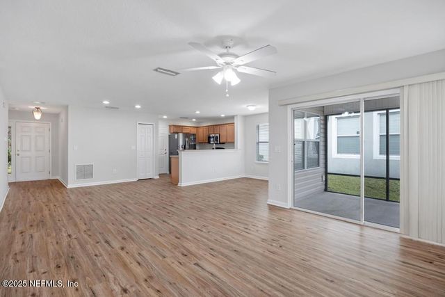 615 SUNNY STROLL Drive, Middleburg, FL 32068