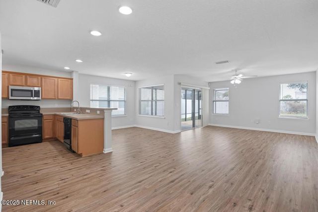 615 SUNNY STROLL Drive, Middleburg, FL 32068