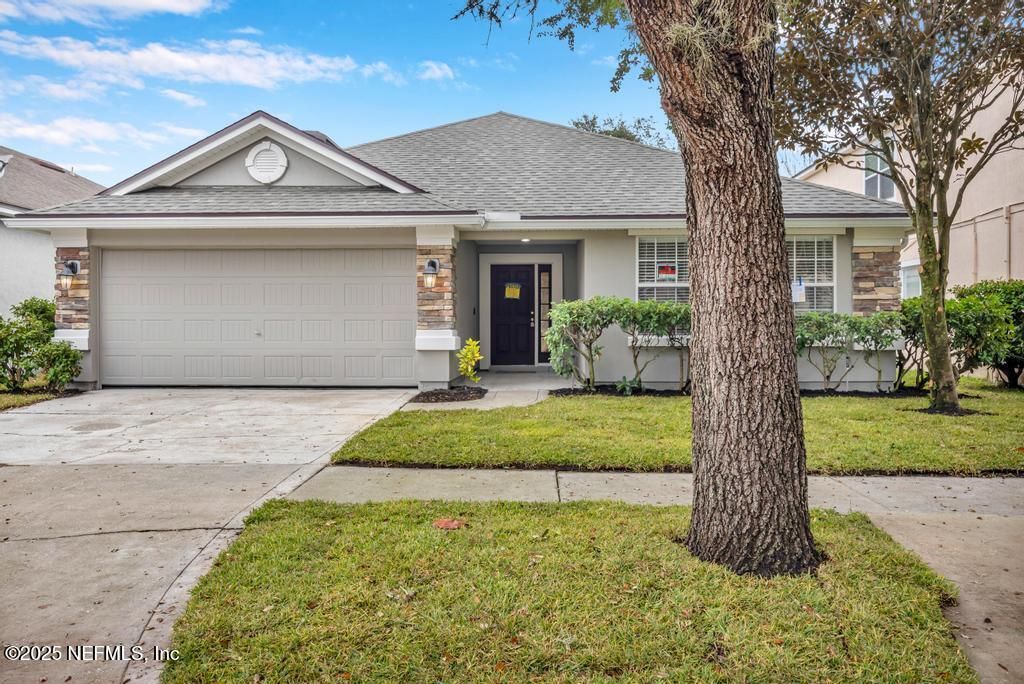 615 SUNNY STROLL Drive, Middleburg, FL 32068