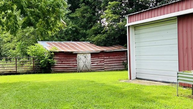 267 Dent Avenue, Summersville, MO 65571