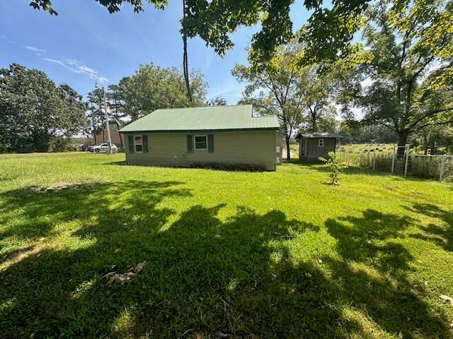 267 Dent Avenue, Summersville, MO 65571