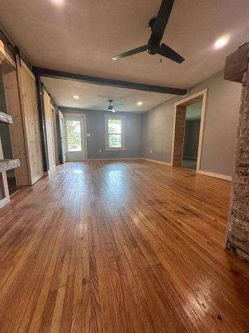 267 Dent Avenue, Summersville, MO 65571