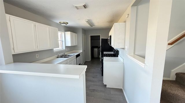 4115 Geronimo Lake Drive, Houston, TX 77047