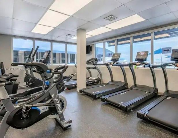 19201 Collins Avenue 733, Sunny Isles Beach, FL 33160