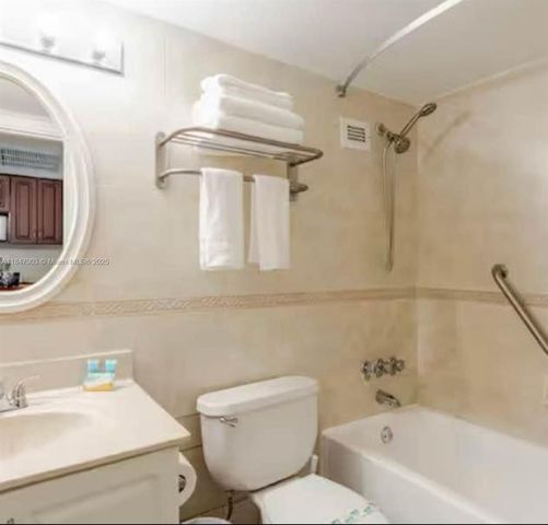 19201 Collins Avenue 733, Sunny Isles Beach, FL 33160