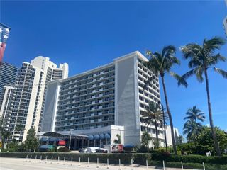 19201 Collins Avenue 733, Sunny Isles Beach, FL 33160