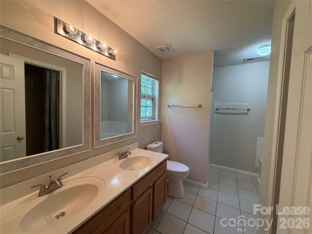 137 Camforth Drive, Mooresville, NC 28117