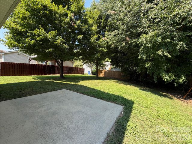 137 Camforth Drive, Mooresville, NC 28117