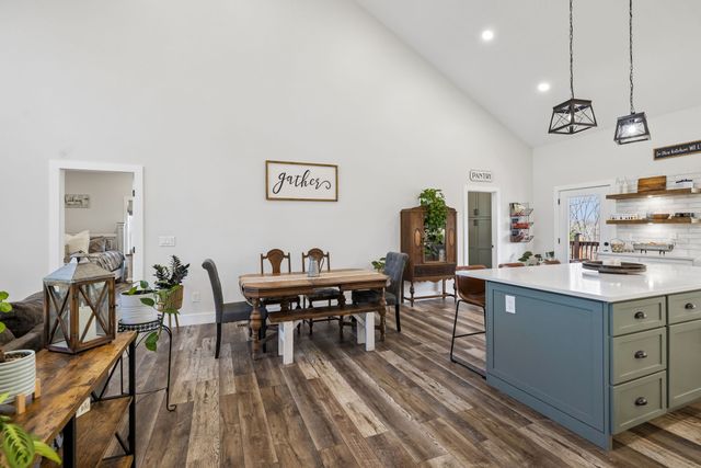 4134 Algie Sewell Rd, Columbia, TN 38401