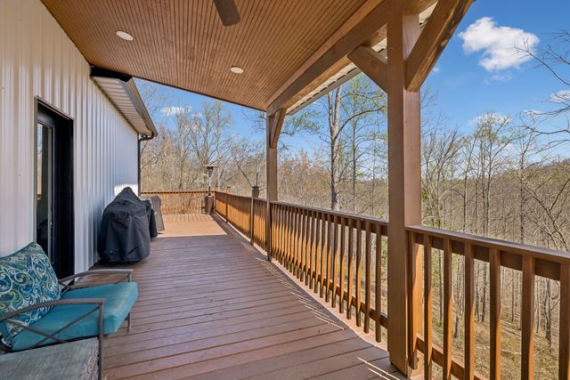 4134 Algie Sewell Rd, Columbia, TN 38401