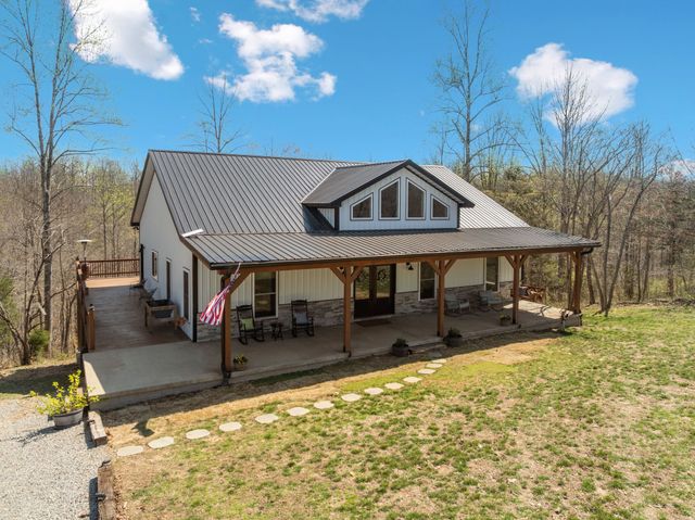 4134 Algie Sewell Rd, Columbia, TN 38401