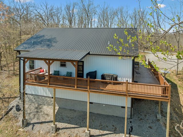 4134 Algie Sewell Rd, Columbia, TN 38401