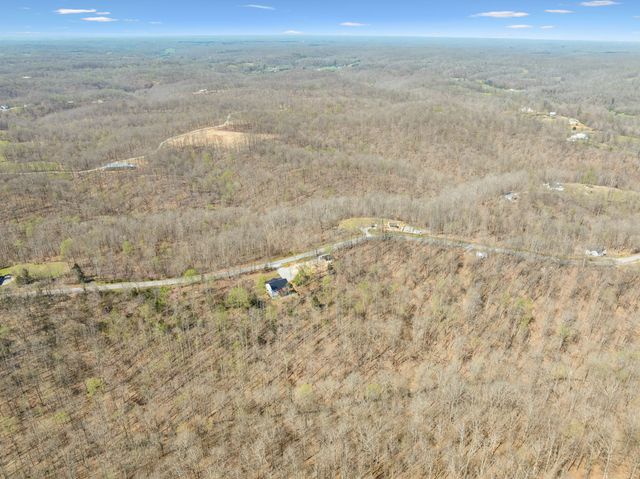 4134 Algie Sewell Rd, Columbia, TN 38401