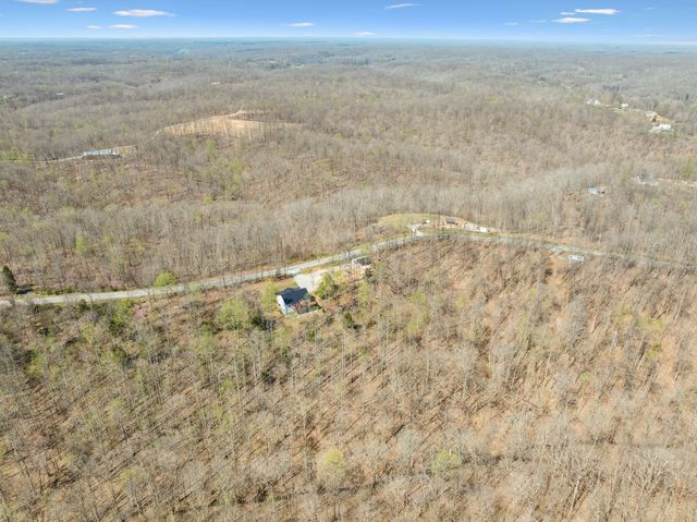 4134 Algie Sewell Rd, Columbia, TN 38401