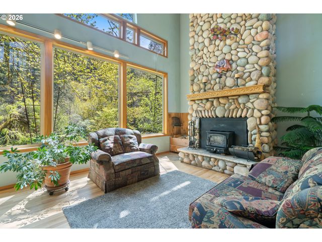18055 ELK MEADOWS Ln, Tillamook, OR 97141