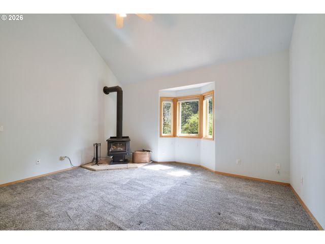 18055 ELK MEADOWS Ln, Tillamook, OR 97141