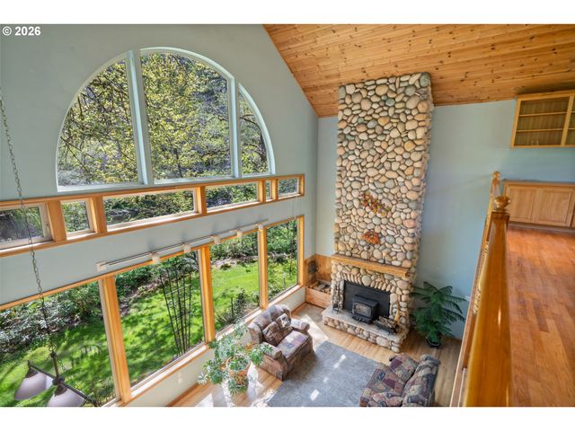 18055 ELK MEADOWS Ln, Tillamook, OR 97141