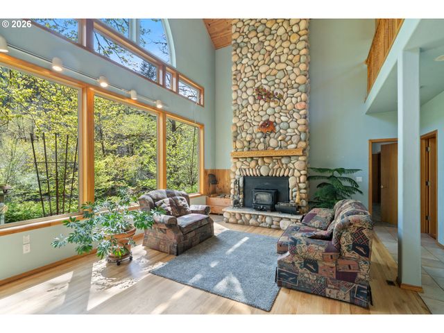 18055 ELK MEADOWS Ln, Tillamook, OR 97141