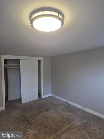 574 BATH ST, Bristol, PA 19007