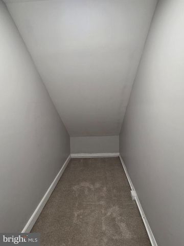 574 BATH ST, Bristol, PA 19007