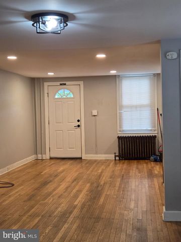 574 BATH ST, Bristol, PA 19007