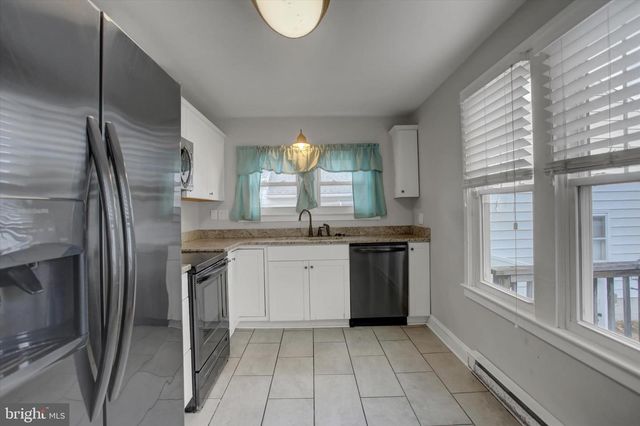 418 W SIXTH STREET, Waynesboro, PA 17268