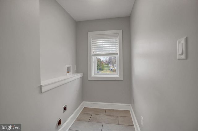 418 W SIXTH STREET, Waynesboro, PA 17268