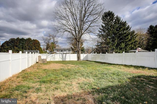 418 W SIXTH STREET, Waynesboro, PA 17268