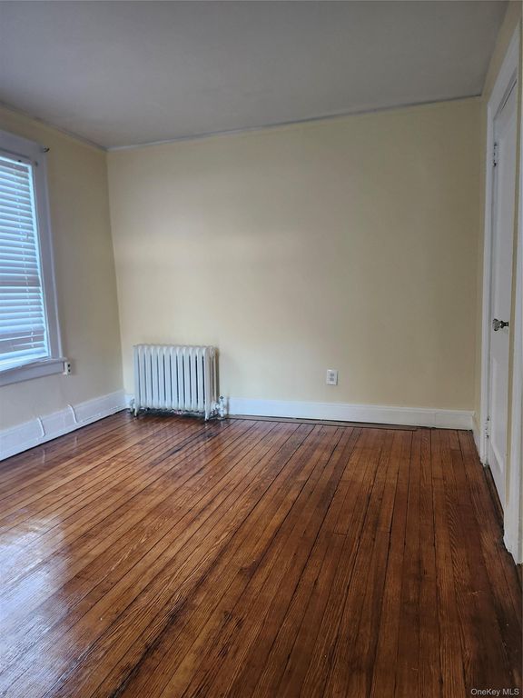 647 S 6th Avenue S 2, Mount Vernon, NY 10550