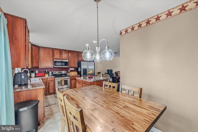 56 TEAGUE LN, Martinsburg, WV 25404